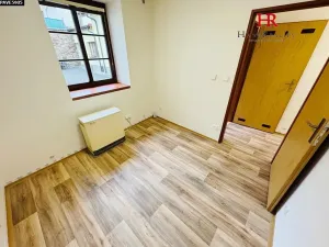 Pronájem bytu 2+kk, Benešov, Malé náměstí, 40 m2