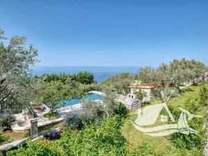 Prodej vily, Rijeka Reževići, Černá Hora, 400 m2