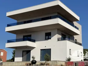 Prodej bytu 4+kk, Tribunj, Chorvatsko, 95 m2