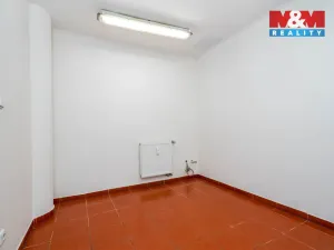 Pronájem obchodního prostoru, Praha, Trnkovo náměstí, 324 m2
