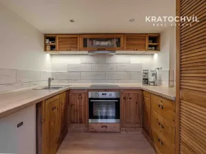 Prodej bytu 1+kk, Praha - Bubeneč, Korunovační, 32 m2