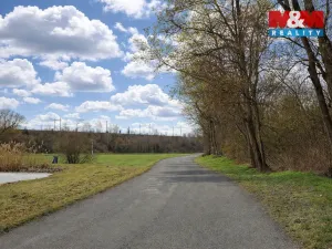 Prodej zahrady, Hoštka, 1330 m2