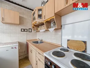 Prodej bytu 3+1, Broumov - Olivětín, Dukelská, 53 m2