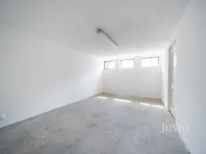 Pronájem bytu 4+1, Třeboň, Lesní, 125 m2