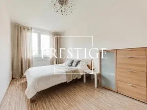 Pronájem bytu 2+kk, Praha - Vysočany, Pod Harfou, 55 m2