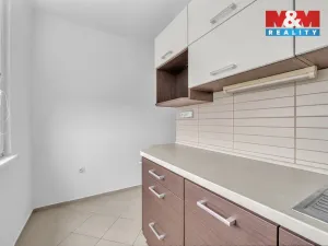 Pronájem bytu 2+1, Pardubice, Družby, 48 m2