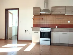 Pronájem bytu 2+1, Brno, Merhautova, 70 m2