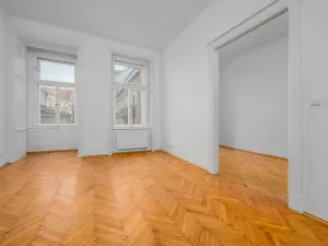 Pronájem bytu 2+1, Praha - Staré Město, Salvátorská, 57 m2