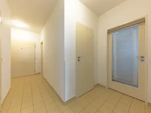 Prodej bytu 3+kk, Praha - Hostavice, U Hostavického potoka, 70 m2