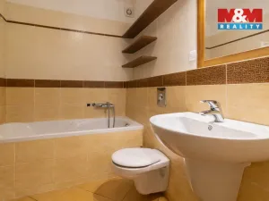 Pronájem bytu 3+kk, Praha - Štěrboholy, Andersenova, 82 m2