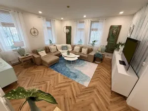 Prodej bytu 4+1, Děčín, Husovo nám., 156 m2