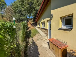 Prodej bytu 2+kk, Červené Pečky, Dobešovice, 66 m2