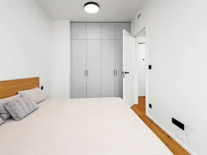 Pronájem bytu 2+kk, Praha - Troja, Pod Hrachovkou, 49 m2