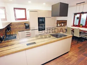 Prodej rodinného domu, Neratovice, 117 m2