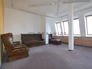 Pronájem kanceláře, České Budějovice, Rudolfovská tř., 31 m2