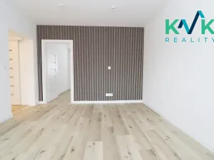 Pronájem bytu 3+1, Karlovy Vary, Hlávkova, 67 m2