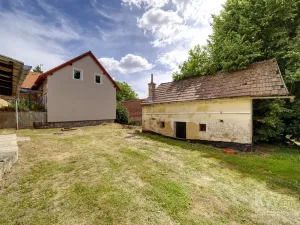 Prodej rodinného domu, Čerňovice, 140 m2