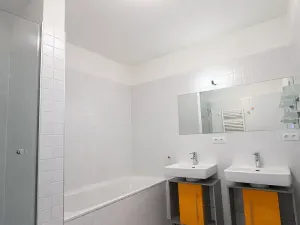 Pronájem bytu 3+kk, Praha - Holešovice, U Uranie, 106 m2