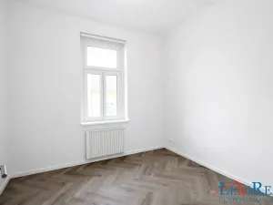 Pronájem bytu 2+1, Praha - Libeň, Pod Čertovou skalou, 60 m2