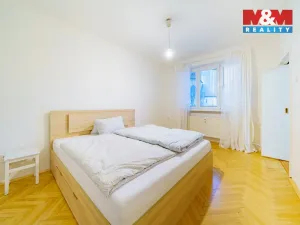 Pronájem bytu 2+1, Cheb, Kasární náměstí, 54 m2