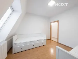 Pronájem bytu 3+kk, Pardubice, Na Labišti, 61 m2