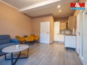 Pronájem bytu 2+kk, Karlovy Vary, Moskevská, 49 m2
