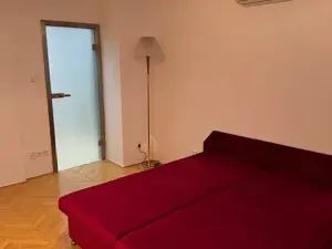 Pronájem bytu 3+kk, Praha - Žižkov, Žerotínova, 60 m2