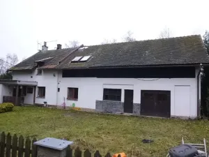 Dražba rodinného domu, Brniště, 1594 m2