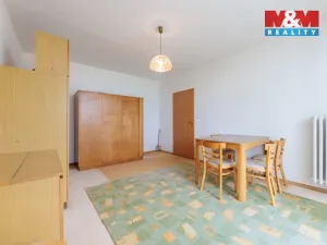 Pronájem bytu 2+1, Cheb, U Stadionu, 60 m2