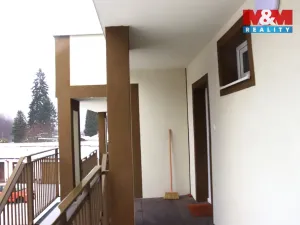 Pronájem bytu 1+kk, Ostrov - Horní Žďár, 28 m2