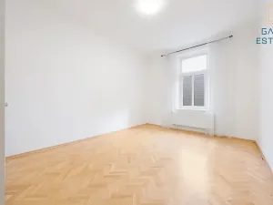 Prodej bytu 2+1, Olomouc, Smetanova, 67 m2