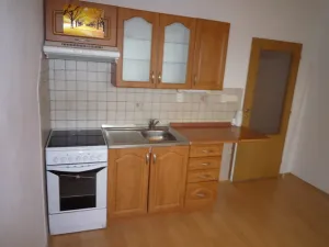 Pronájem bytu 1+kk, Liberec, Hroznová, 28 m2