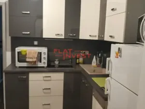 Pronájem bytu 2+kk, Praha - Holešovice, Jirečkova, 52 m2