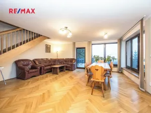 Pronájem rodinného domu, Mirošovice, Senohrabská, 150 m2