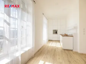 Prodej rodinného domu, Vráž, Nad Loděnicí, 219 m2