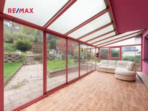 Prodej komerční nemovitosti, Měchenice, Hlavní, 330 m2