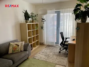 Pronájem rodinného domu, Mukařov, Na Kopci, 103 m2