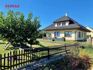 Prodej rodinného domu, Křenice, K Aleji, 166 m2