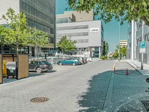 Pronájem kanceláře, Praha - Michle, Jemnická, 435 m2