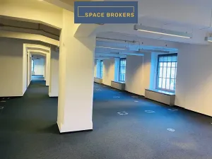 Pronájem kanceláře, Praha - Holešovice, Jankovcova, 620 m2