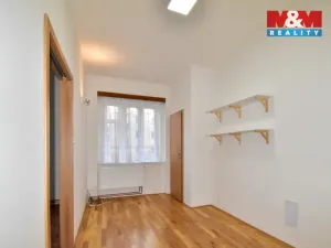 Pronájem bytu 2+kk, Praha - Záběhlice, Púchovská, 41 m2