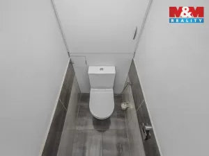 Prodej bytu 2+1, Hostinné, Sídliště, 52 m2