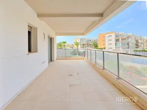 Prodej bytu 3+kk, Villamartín, Španělsko, 93 m2