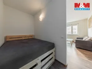 Prodej bytu 1+1, Loket, Sportovní, 38 m2