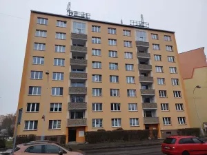 Pronájem bytu 1+1, Chomutov, Kamenná, 36 m2