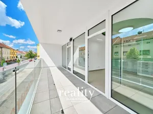 Pronájem kanceláře, Znojmo, Jarošova, 19 m2