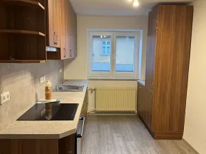 Pronájem bytu 2+1, Vrchlabí, P. J. Šafaříka, 60 m2