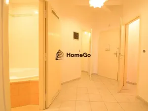 Pronájem bytu 2+kk, Praha - Nusle, U gymnázia, 56 m2