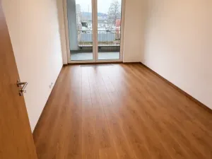 Pronájem bytu 3+kk, Praha - Vysočany, Poděbradská, 78 m2