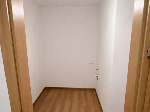 Pronájem bytu 3+kk, Praha - Vysočany, Poděbradská, 78 m2